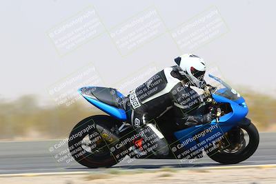 media/Mar-28-2022-Superbike Trackdays (Mon) [[b8603d0f67]]/Open Track Time/Turn 3 Inside/